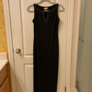 Woman black dress long wedding party small